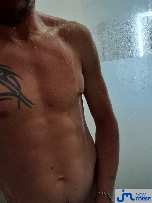 Photos de torses : coucou ! 