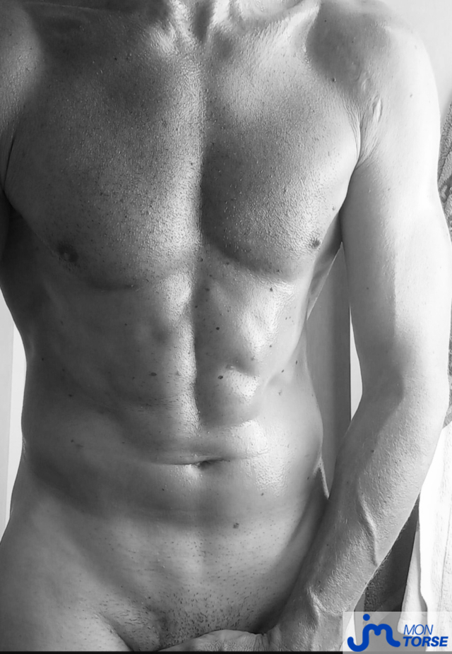 Photos de torses : Torse en NB noir et blanc 