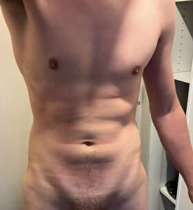 Photos de torses : Quand pensez vous ? Mesdames a vos com 