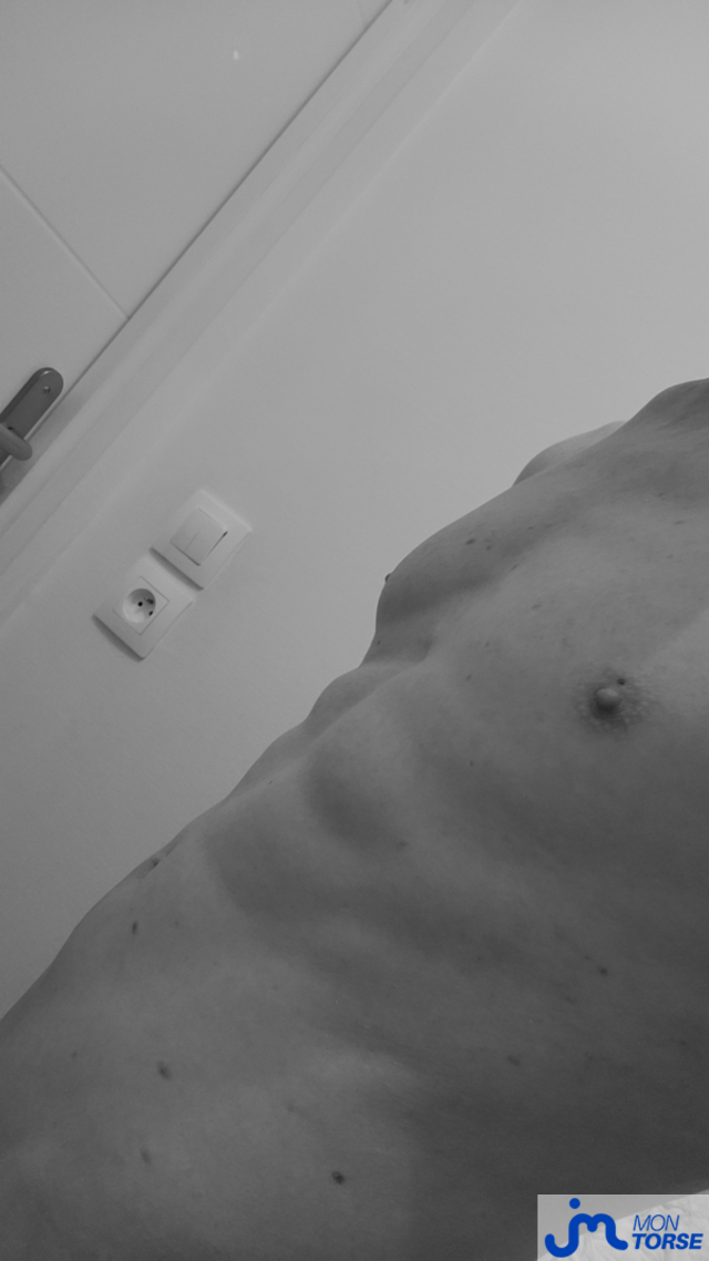 Photos de torses : Premi&egrave;re 🫣