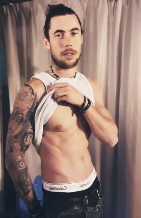 Photos de torses : Premi&egrave;re contribe