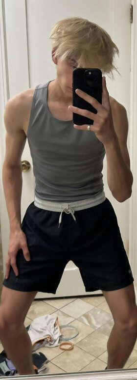 Photos de torses : Pose torse nu