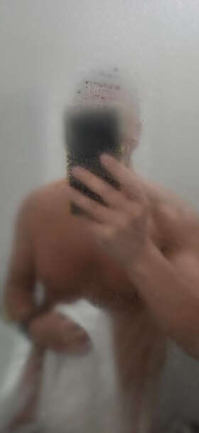 Photos de torses : sortie de douche
